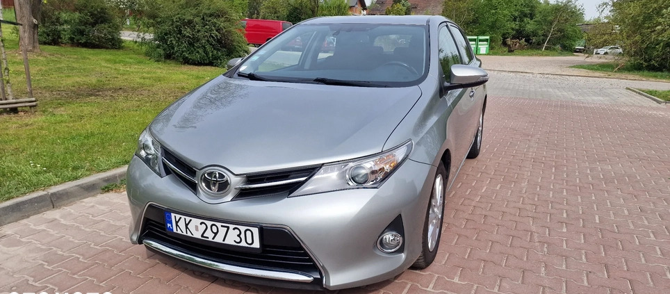Toyota Auris cena 48500 przebieg: 59725, rok produkcji 2014 z Kraków małe 254